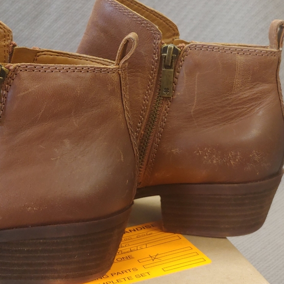 Lucky Brand Basel leather Bootie Toffee-10 - Picture 10 of 16